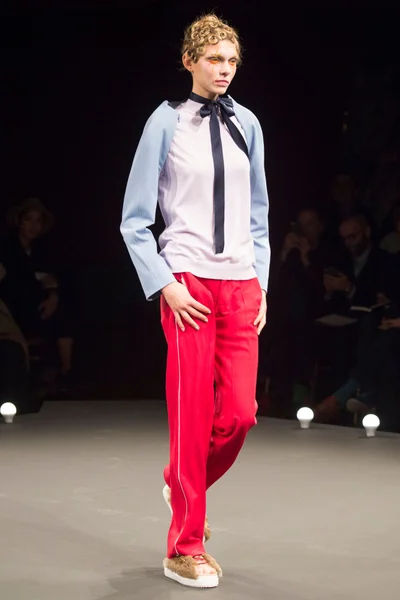 Look 7